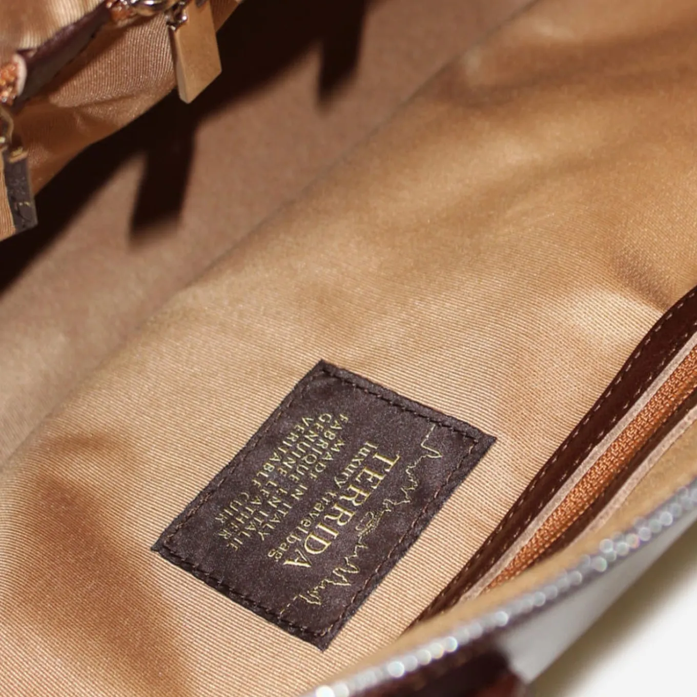 038 Borsa da viaggio marrone