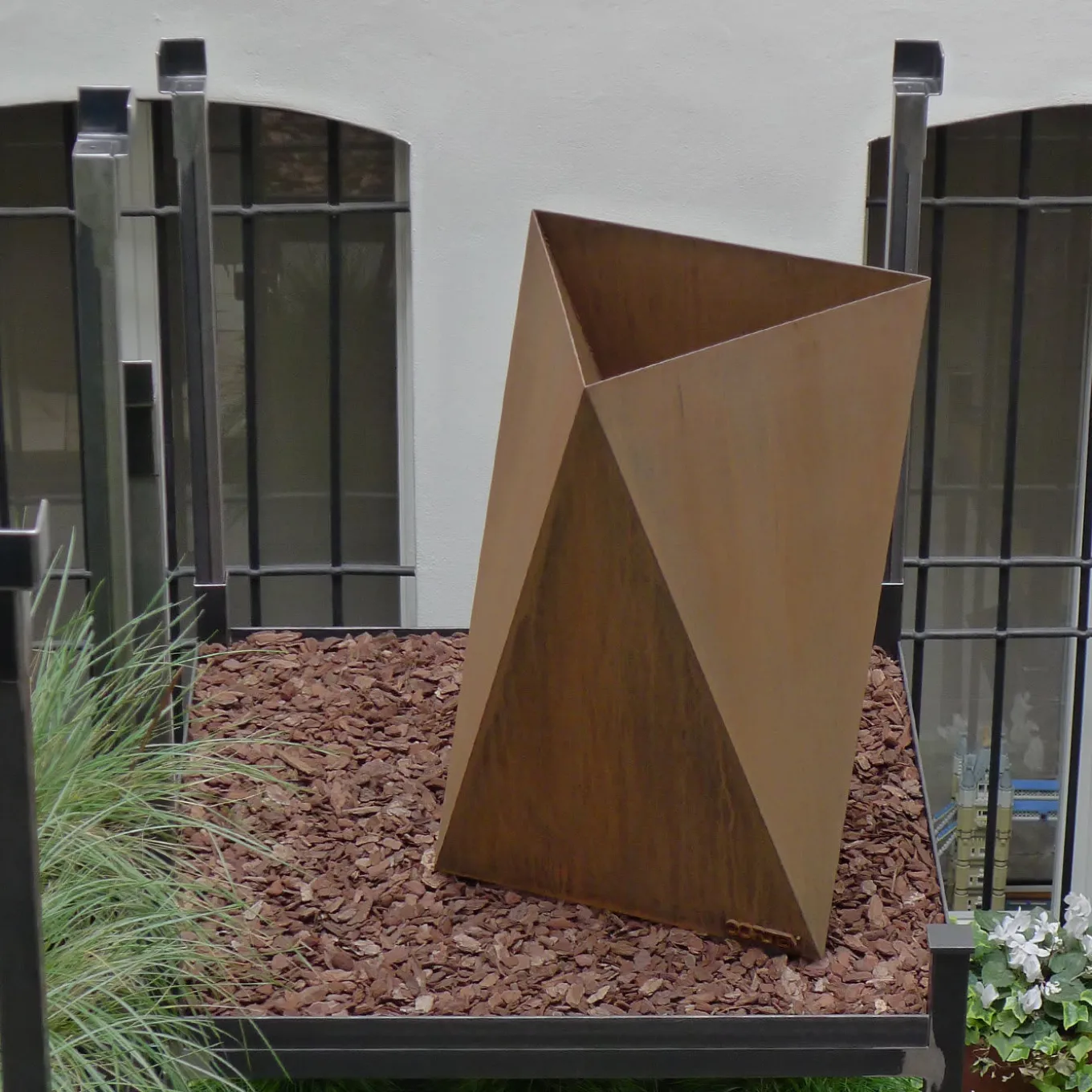 97 Portavaso in acciaio corten