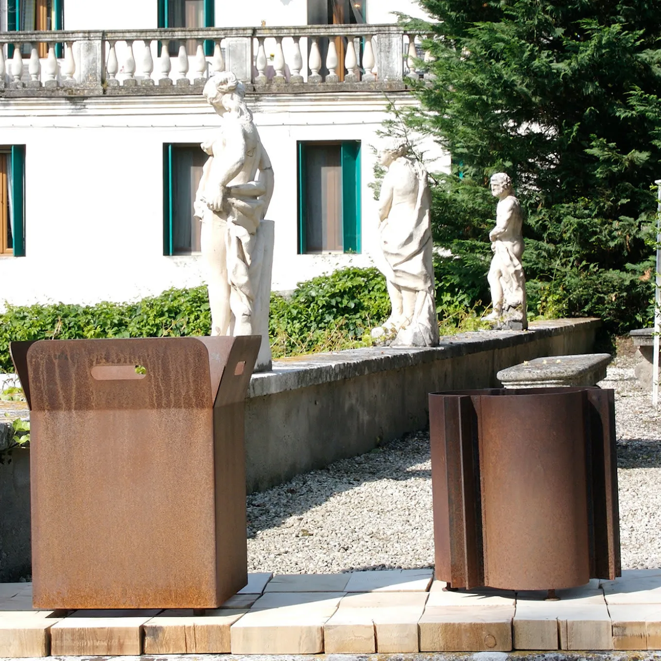 11.2 Portavaso in acciaio corten