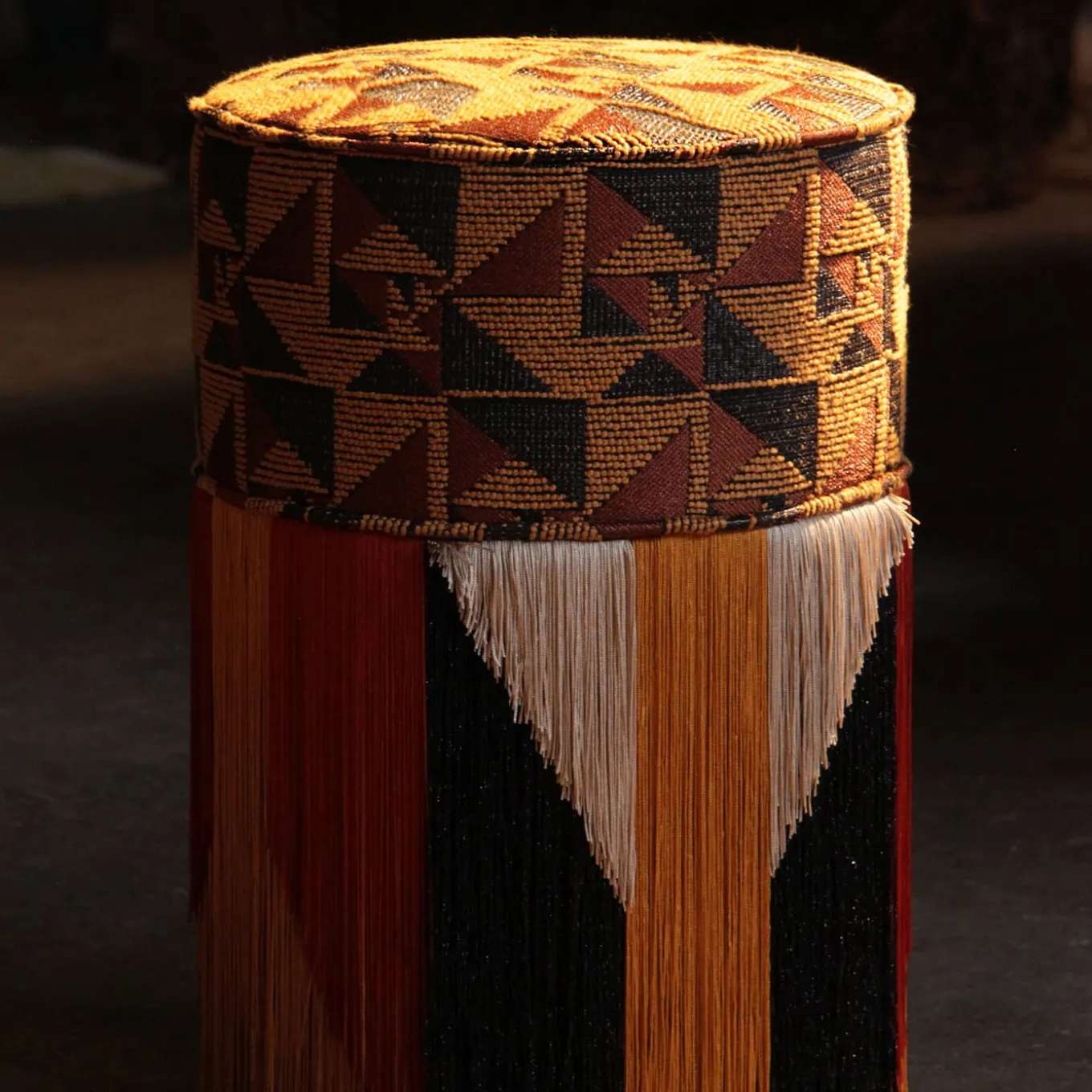 30 Pouf Eli Tribe di Lorenza Bozzoli