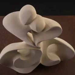 Accarezzati dal Tramonto Scultura in pietra leccese