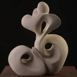 Accarezzati dal Tramonto Scultura in pietra leccese