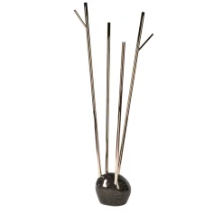 Albero appendiabiti innaturale di Giorgio Ragazzini