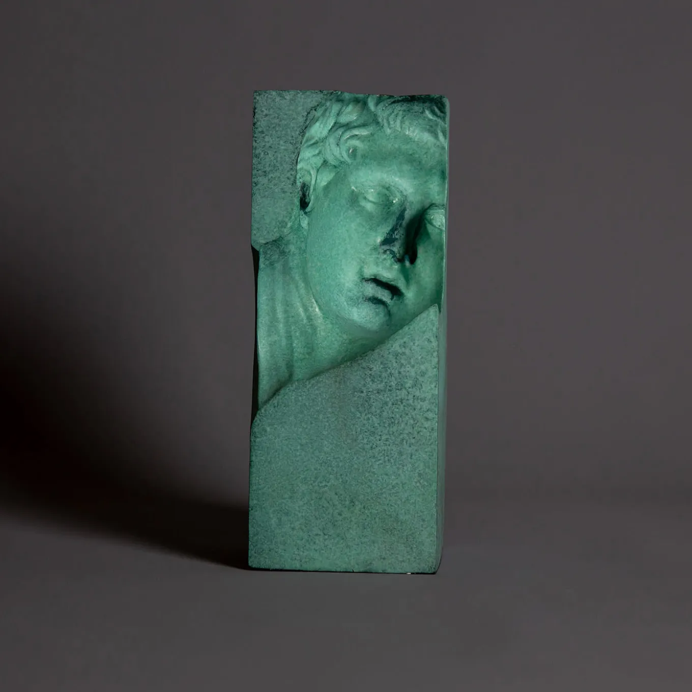 Ama chi non sa come cavarsela in questo mondo (SHE) Scultpure #3