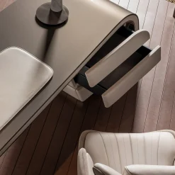 Ambassador Scrivania in Legno Beige e Pelle