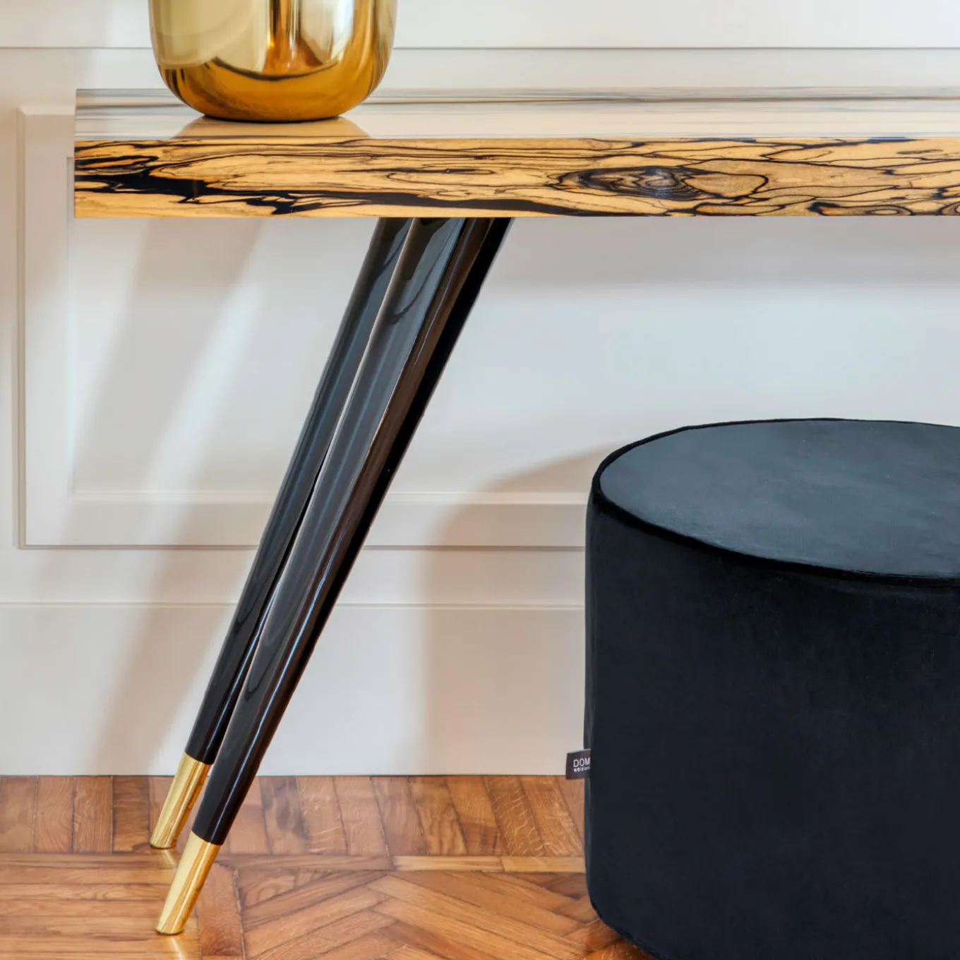 Andrea Albin Console in ebano