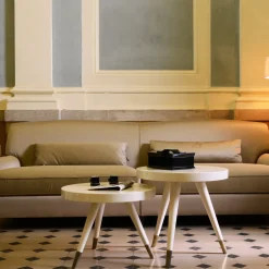 Andrea Gueridon Set di 2 tavolini a incastro