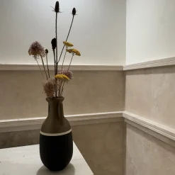 Anfora Teodosio XL in Nero Latte e Bronzo