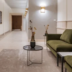 Anfora Teodosio XL in Nero Latte e Bronzo