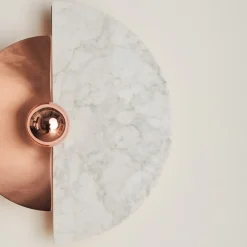 Applique "Levante" in rame satinato e marmo di Carrara