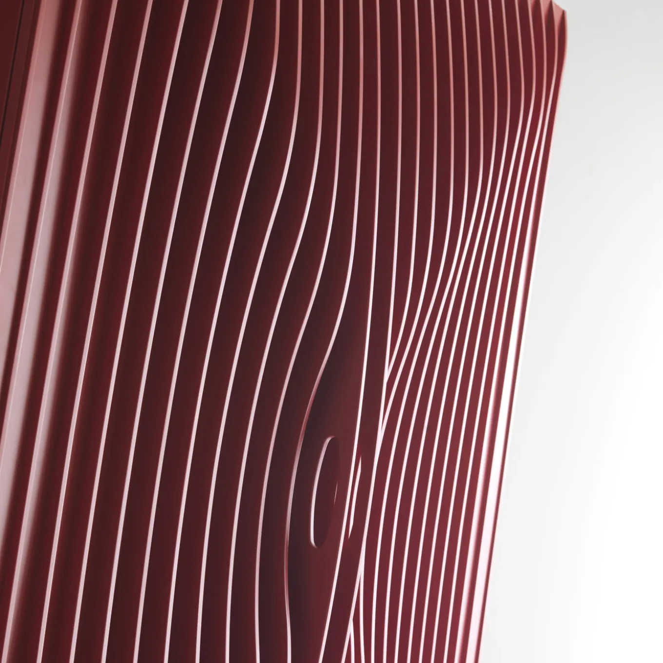 Armadio rosso misto di Karim Rashid