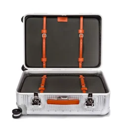 Bank Spinner 76 in argento chiaro di luna di Marc Sadler