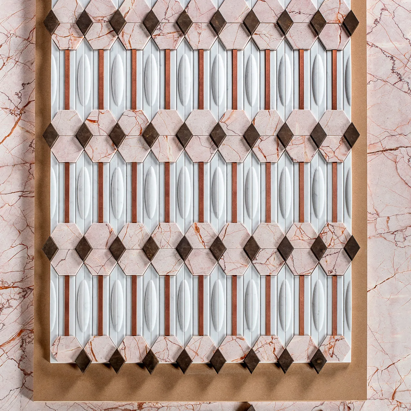 Bassorilievo Byzas di Elena Salmistraro