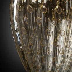 Bottiglia con piede nero e oro 24KT