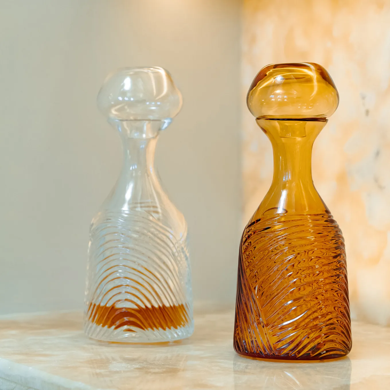 Bottiglia Decorativa Grecale in Cristallo Ambra