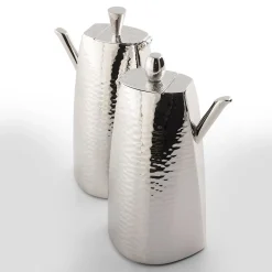 Bottiglie di olio e aceto per gli occhi