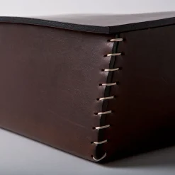 Box Tom di Claude Bouchard