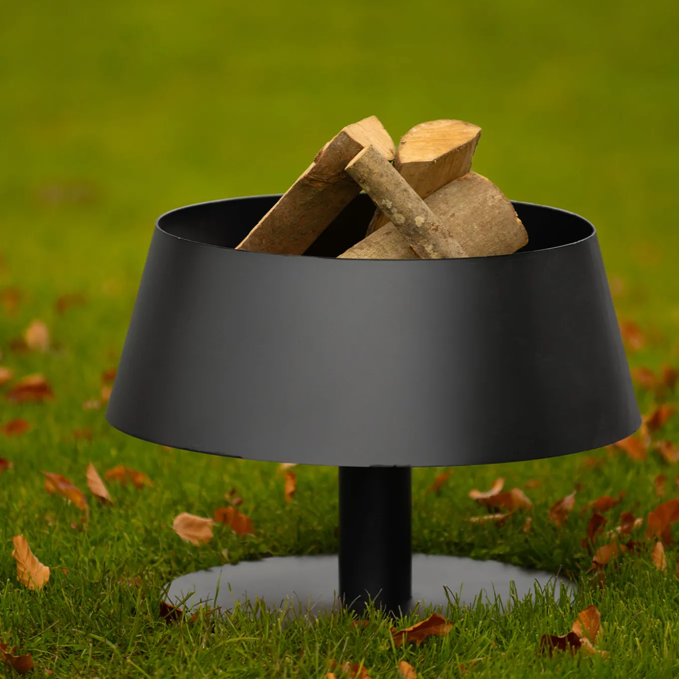 BR114N Braciere Lampada Bassa in Ferro Nero