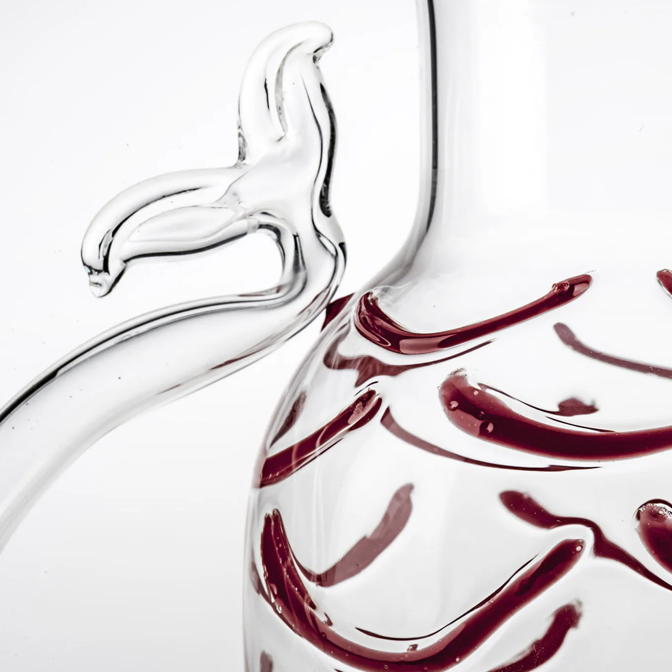 Brocca a coda di pesce rossa