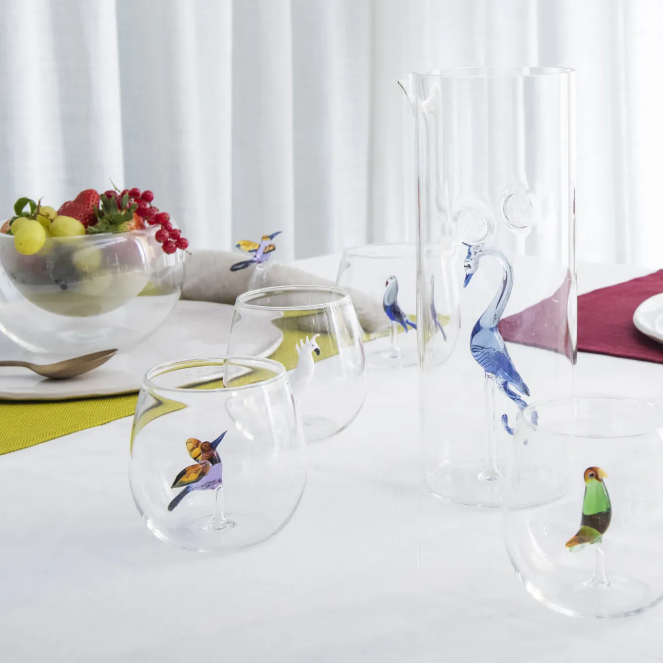 Brocca a forma di pavone