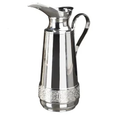 Brocca d'argento per bevande