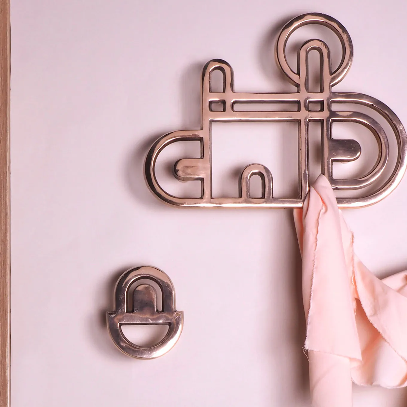 Bronzino Gancio grande in bronzo