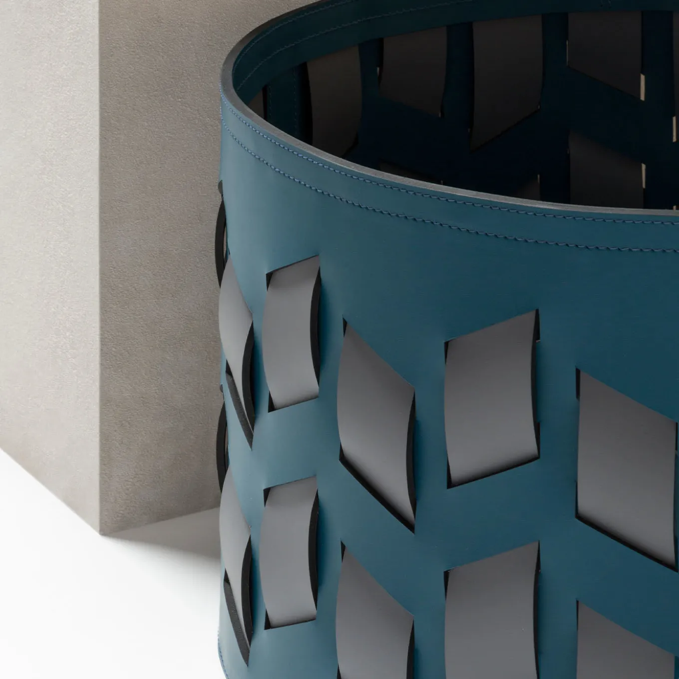 Cancun N. 9 Cestino rotondo blu petrolio