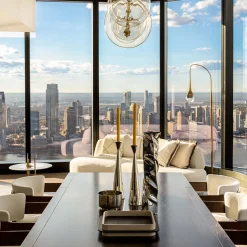 Candeliere alto in ottone