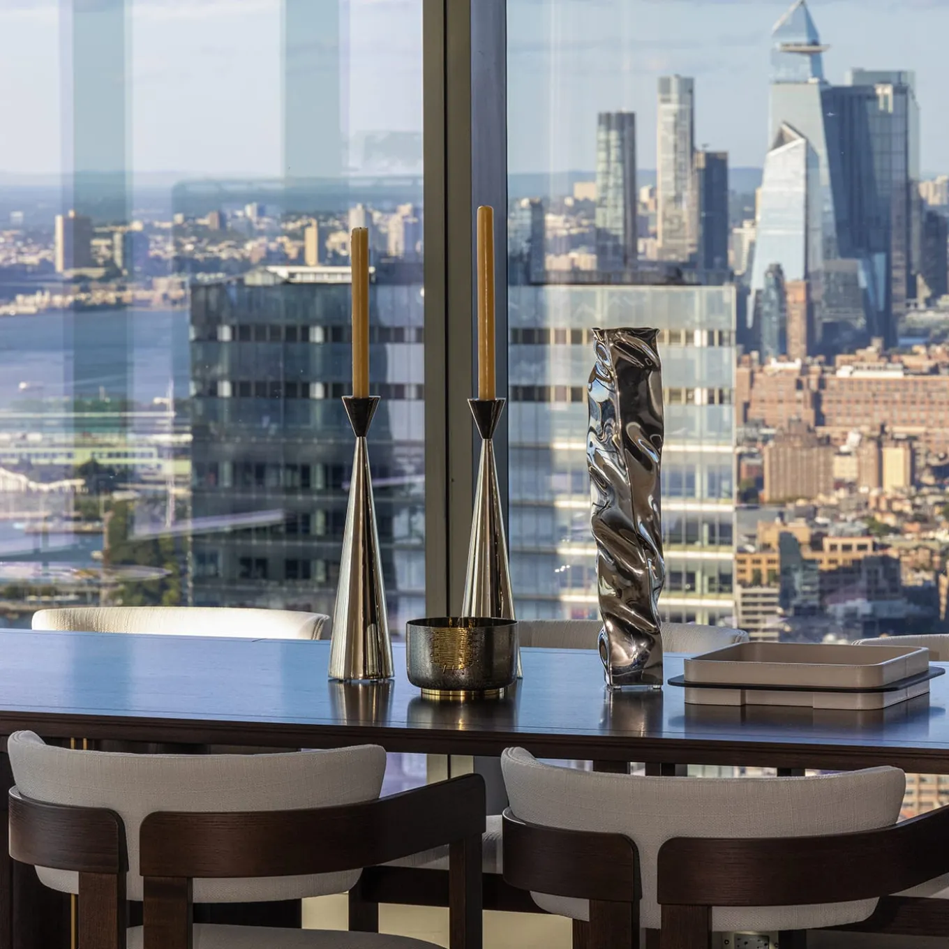 Candeliere alto in ottone