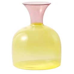 Caraffa in vetro giallo e rosa Karaffa di Aldo Cibic