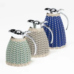 Caraffa termica Monceau in pelle e rattan blu