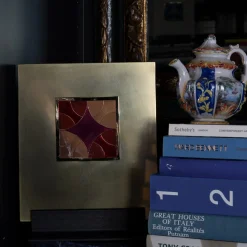 Carré Cloisonné su ottone Pezzo d'arte decorativa #1