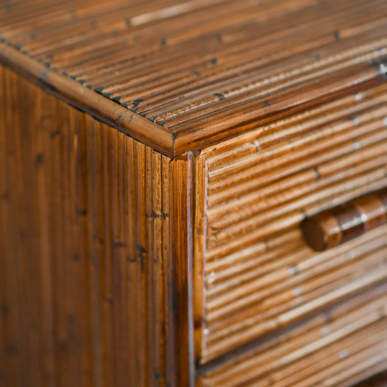 Cassettiera a 3 Cassetti Con Quattro Gambe In Bambù