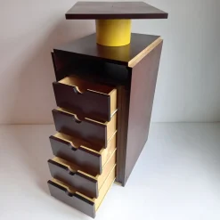 Cassettiera policroma Torchio