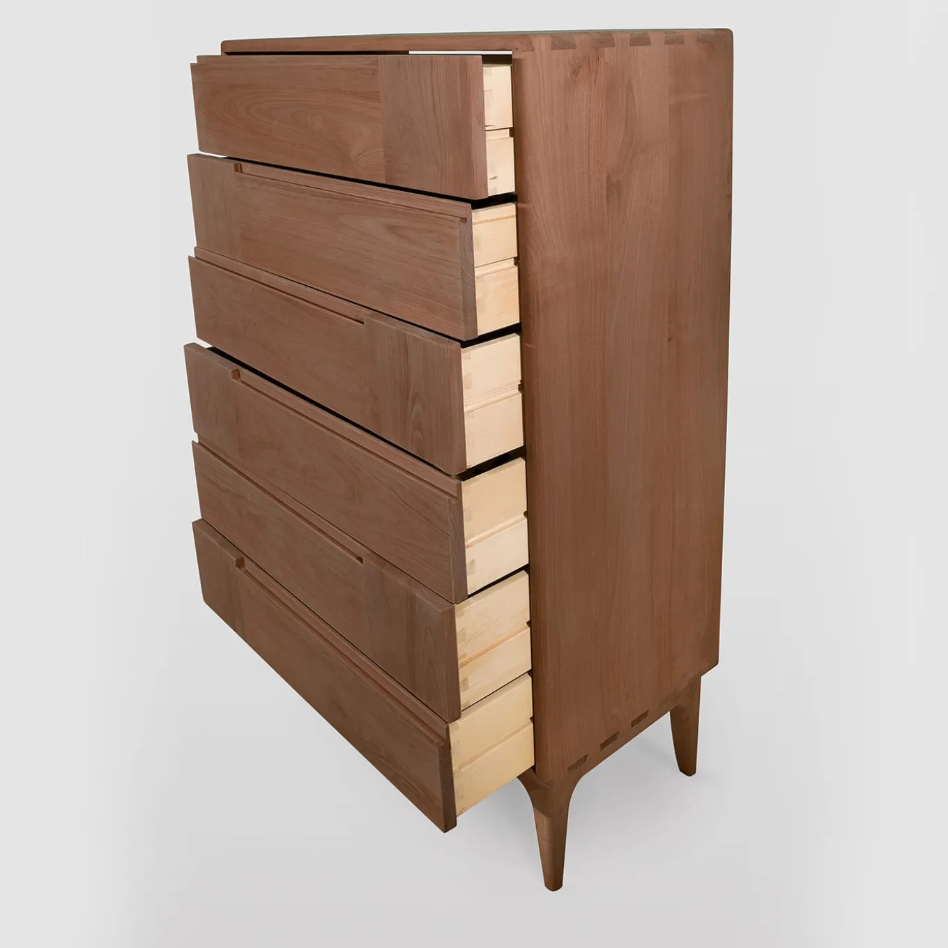 Cassettone scandinavo marrone a sei cassetti Dovetail