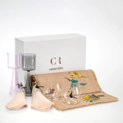 Cena per due: set di bicchieri e biancheria tropicale