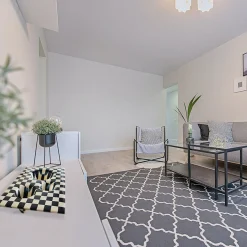 Centrotavola a scacchiera in bianco e nero