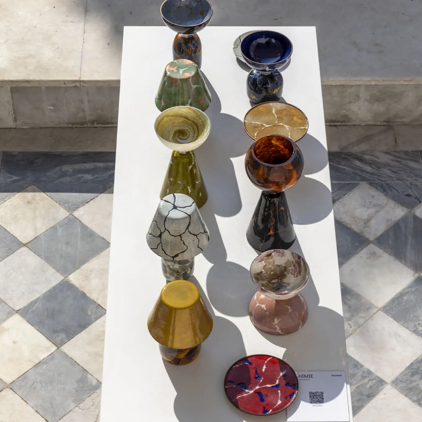 Centrotavola Alchimie in vetro di Murano con lapis blu