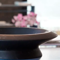 Centrotavola Amaltea Black Marquina di Ivan Colominas