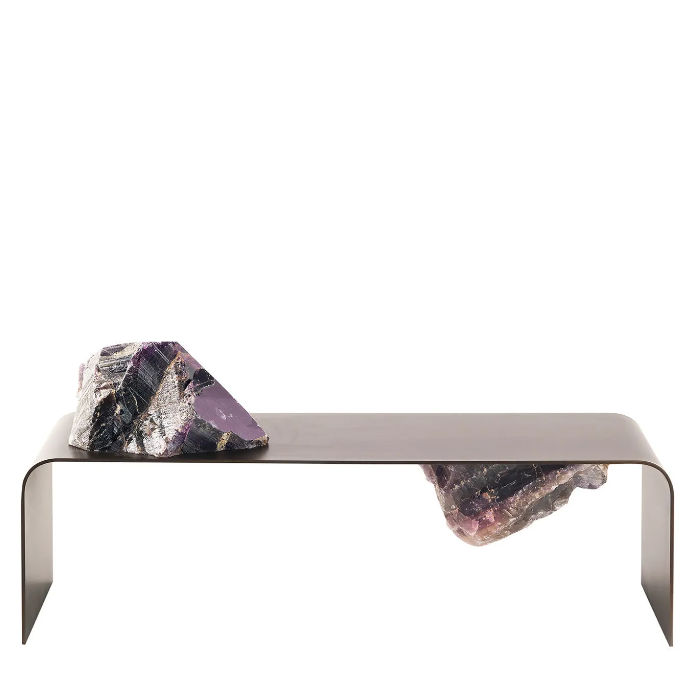 Centrotavola con pietre di ametista di CTRLZAK