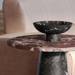 Centrotavola Inside Out in marquina nera di Karen Chekerdjian