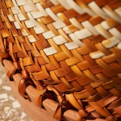 Cestino con sfumature arancioni