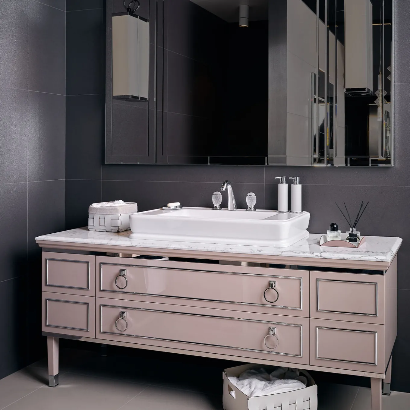 Cestino multiuso Bottega Panna Cotta Small di E. Borovkova