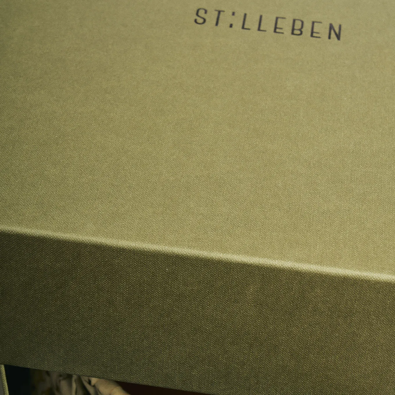 Cestino per le sfumature di marrone