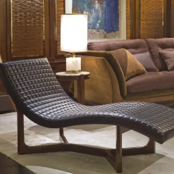Chaise longue in pelle e mogano