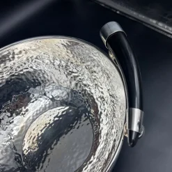 Ciotola da portata con manici in corno