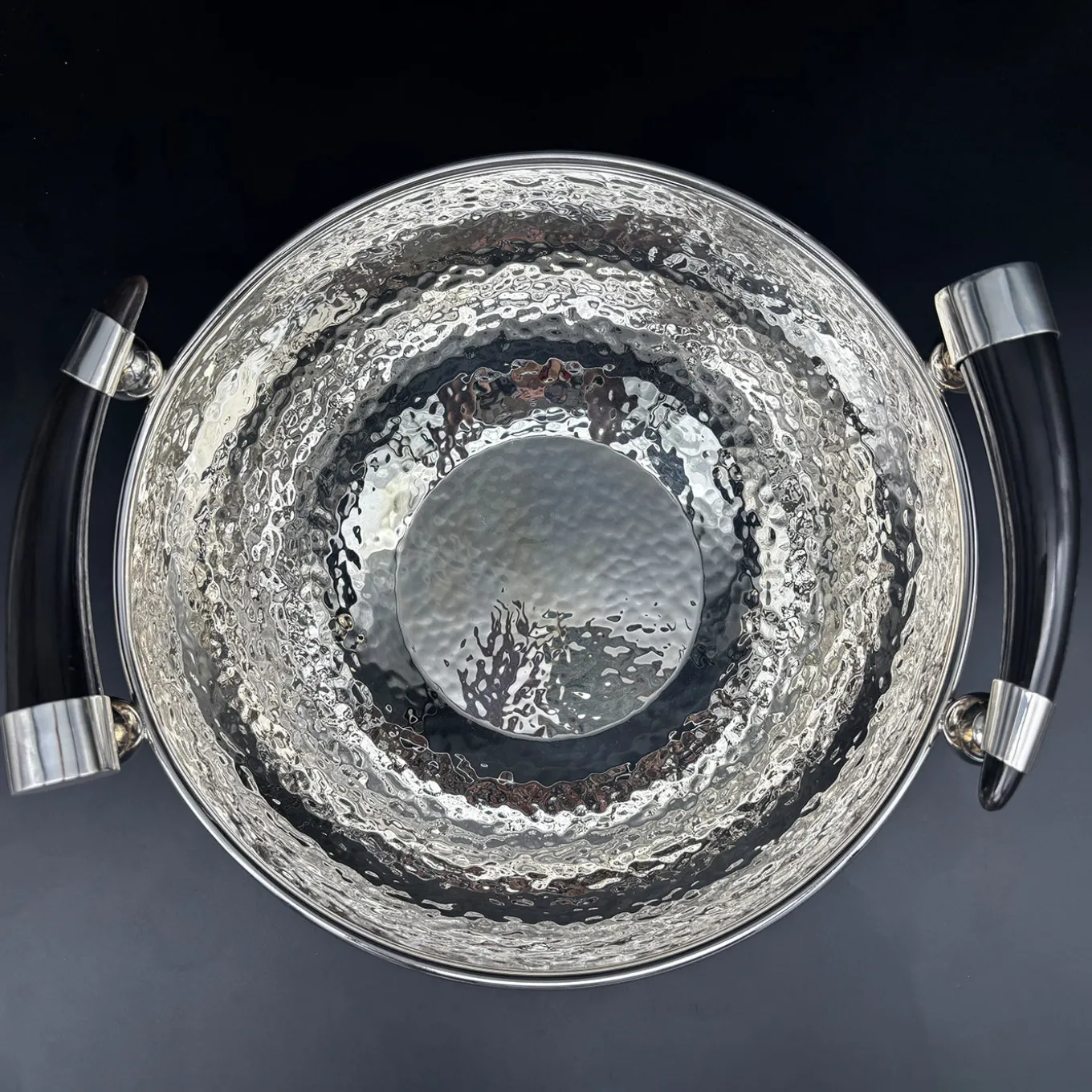 Ciotola da portata con manici in corno