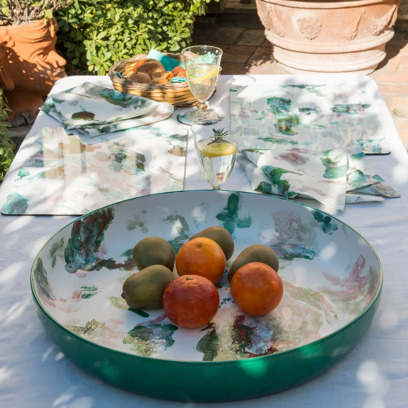 Ciotola grande da centrotavola in ceramica dipinta a mano Apollo