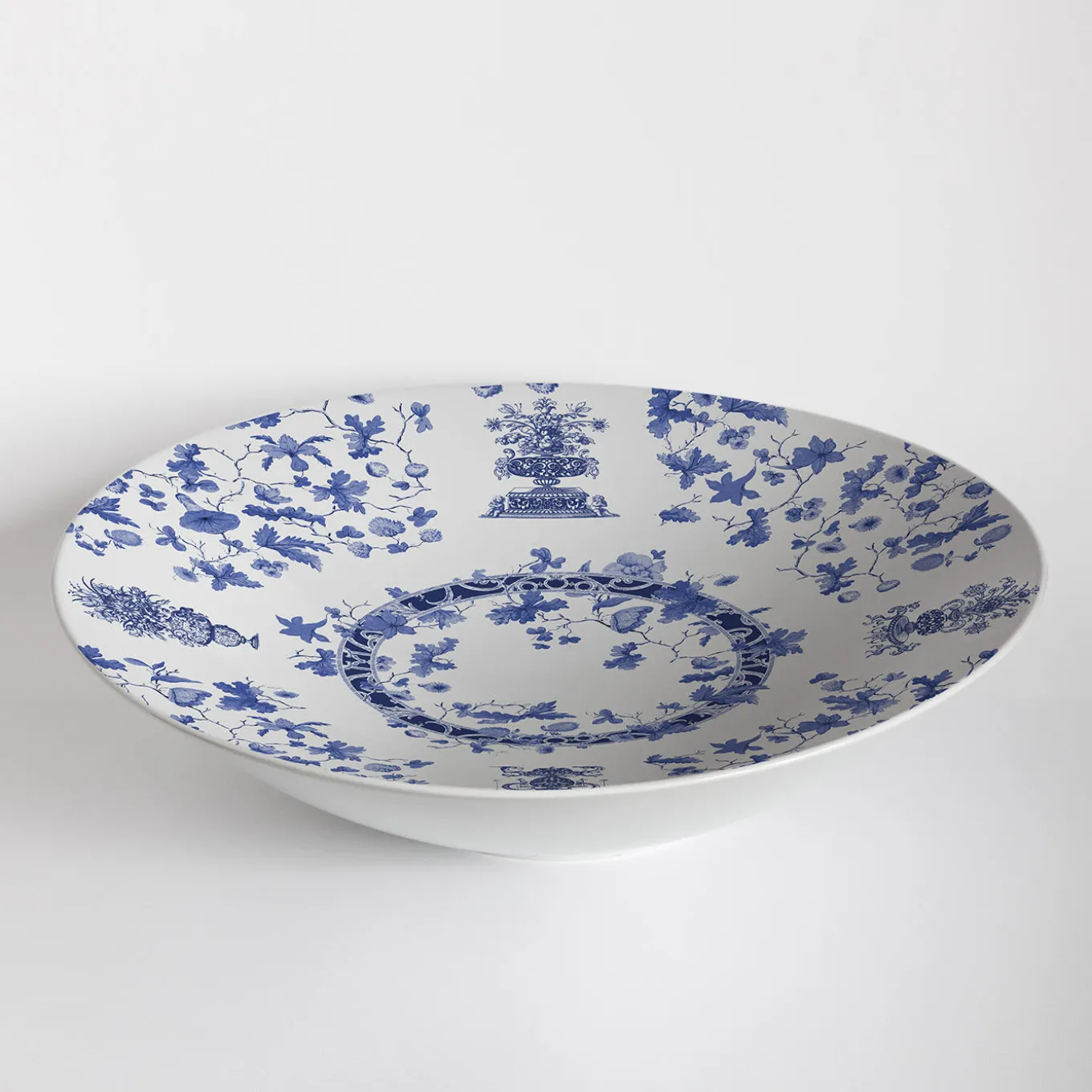 Ciotola grande in porcellana Garden Of Eden con decorazione blu