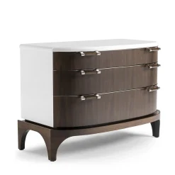 Comò in noce canaletto